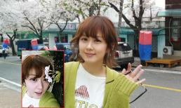 Jang Nara "tự sướng" cùng hoa anh đào