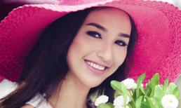 Hoa hậu Ngọc Diễm rạng rỡ xuống phố