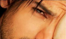 Tôi đang dằn vặt cả đời vì ký ức kinh hoàng