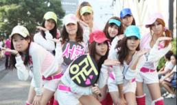 Trào lưu “sao mặc gì, teen mặc nấy”