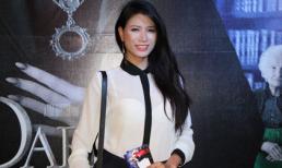 Trang Trần diện đồ "kín như bưng" đi xem phim