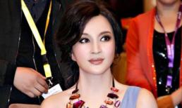 Lưu Hiểu Khánh trẻ đến ngỡ ngàng ở tuổi 61