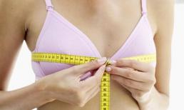 Tôi bị 'đá' 5 lần vì ngực lép