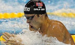 Nhà vô địch bơi lội thế giới đột tử trong phòng tắm