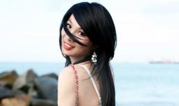 Thêm một nam ca sỹ lộ bạn tình đồng giới