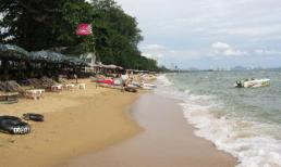 3 bãi biển tại miền Bắc nổi tiếng làm... hư quý ông