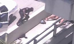 "Trần như nhộng" rồi... ăn thịt người trên đường cao tốc