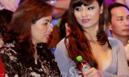 Hồng Quế và mẹ thu hút cả khán phòng Bước nhảy hoàn vũ