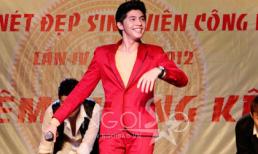 Clip: Noo Phước Thịnh bị nghi hát nhép vì micro "dở chứng"