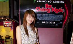 "Gái quê" Lê Thị Phương trẻ trung bất ngờ đi xem phim