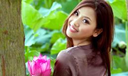 Hoa hậu Biển Nguyễn Thị Loan hóa thôn nữ bên sen