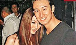 "Nữ ca sĩ C-biz lộ ảnh nóng" bị tố "câu kéo"... 19 người tình