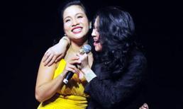 Xúc động khoảnh khắc đầu tiên Mỹ Linh 'cầm tay' Thanh Lam