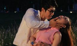 "Cười nóng" 10h10: Nam Thành "sàm sỡ" Thu Thủy giữa nơi "đồng không mông quạnh" (178)