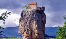 12 ngôi nhà "dị" nhất thế giới