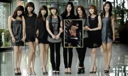 Ngỡ ngàng với “người con trai giấu mặt” ôm thành viên SNSD