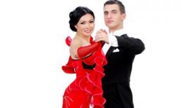 Có thật họ chỉ xem Bước nhảy Hoàn vũ là sân chơi?