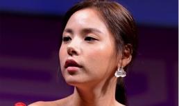 Mỹ nhân Hàn lộ da mặt sần sùi kém thẩm mỹ