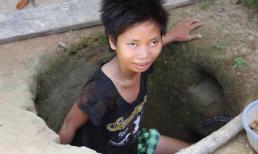 Cô gái tâm thần dùng thìa tự đào giếng tròn trịa sâu 10m