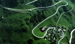 Khám phá những con đường ngoạn mục nhất Thế giới