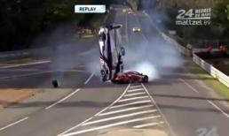 Tại nạn kinh hoàng trên đường đua