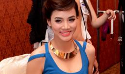 Trang Nhung tươi tắn sau scandal đi khách 