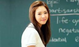 Lee Yeon Hee mặc đồng phục xinh như thiên thần