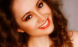 Vẻ đẹp nồng nàn của "Bông hồng lai" Victoria