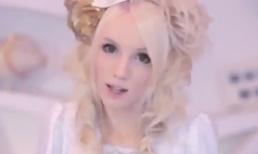 Nam ca sĩ xinh đẹp như hot girl