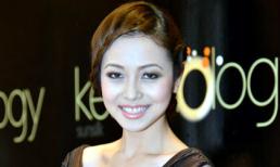 Ngất ngây với nụ cười của Jennifer Phạm