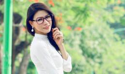 Ngắm "cô sinh viên" Trang Trần đẹp tinh khôi trong áo dài trắng