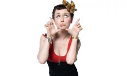 Khi gái công sở vô duyên "khó đỡ"