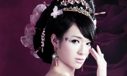 Những mỹ nữ làm Vua 'ôm hận'