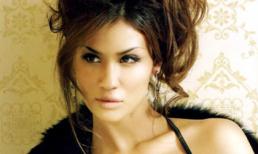 Mỹ nhân sát cầu thủ xứ mỳ ống