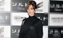 Angelina Jolie và đôi chân gây kinh ngạc