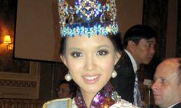 Sao ngoại thử sức hút với áo dài Việt