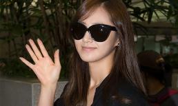 SNSD "gây bão" tại sân bay với loạt style trẻ trung