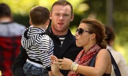 Xong EURO, Wayne Rooney lại tíu tít vui chơi cùng vợ con