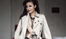 Lộ thêm loạt ảnh nóng của Julia Hồ