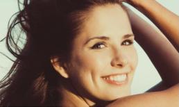 "Cô gái bí mật" âm thầm đăng quang Hoa Hậu Thế Giới Mỹ