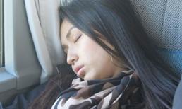 Những tư thế ngủ "độc nhất vô nhị" của Sao Việt