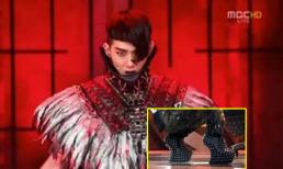 Jo Kwon "học đòi" Lady Gaga mang giày khủng