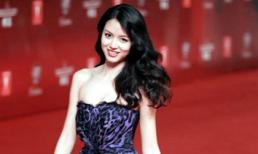 Mỹ nhân kiều diễm với váy tím