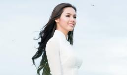 Hoàng My lộng lẫy trong clip giới thiệu bản thân tại 'Miss World 2012'