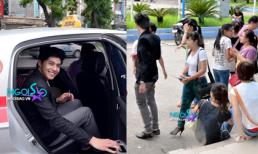 "Hoàng tử" Noo Phước Thịnh bị fans bám riết tại thủ đô Hà Nội