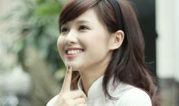 Ngắm hot girl Việt tinh khôi áo dài trắng