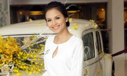 Sắc trắng tiếp tục "hút hồn" sao Việt