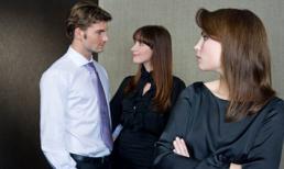 Người thứ ba công khai “yêu đơn phương” chồng tôi