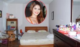 Phòng ngủ toàn hàng hiệu của Andrea