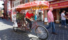 Cụ ông Trung Quốc đi xe kéo tới Olympic London